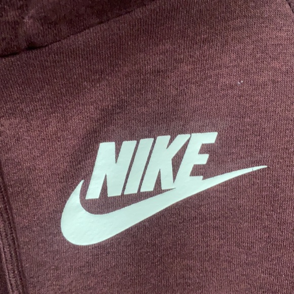 Maroon Nike sweatshirt - Picture 4 of 4